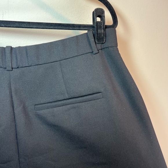 Abercrombie & Fitch Women's Ultra High Rise Curve Love Tailored Shorts Black 32 - Picture 12 of 14